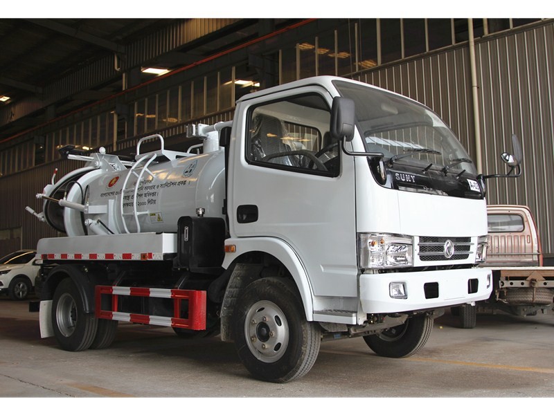 DONGFENG 2cbm Vacuum Sewage Suction Truck