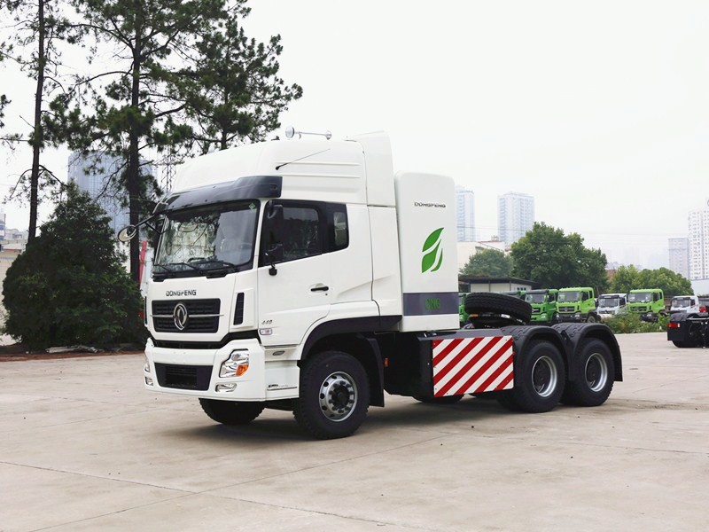 DONGFENG 440HP CNG Tractor Head