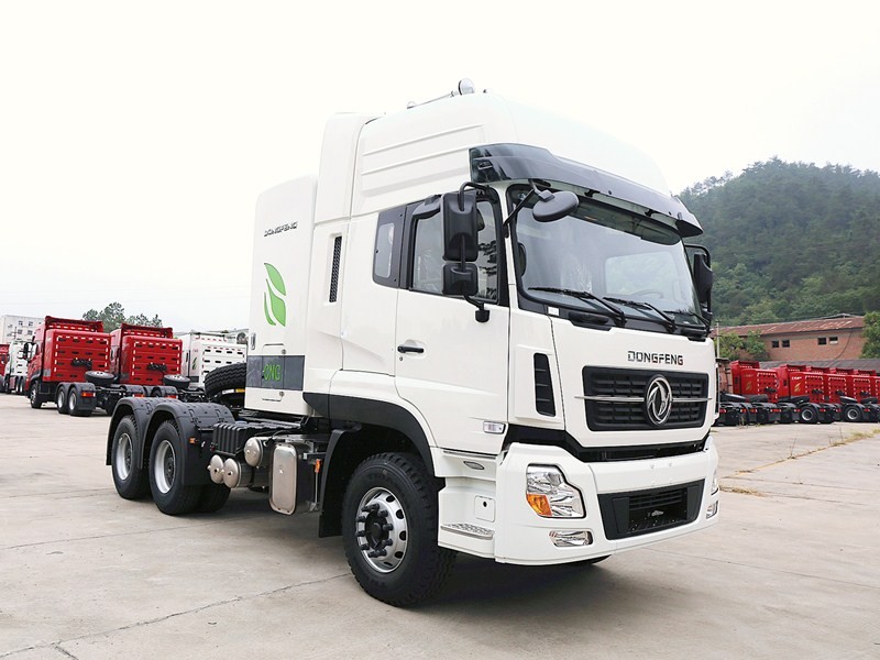 DONGFENG 440HP CNG Tractor Head