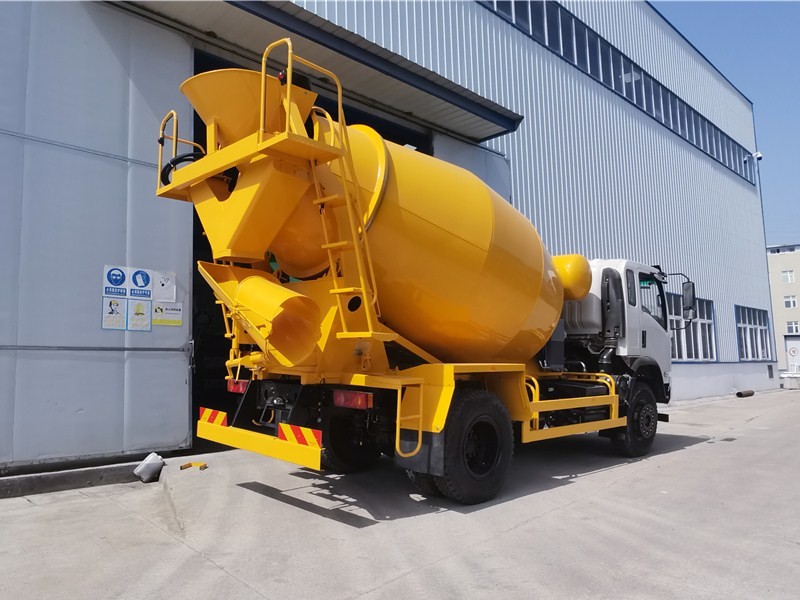 DONGFENG 5cbm Concrete Mixer Truck