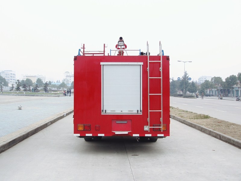 DONGFENG 8cbm Water Foam Tank Fire Truck