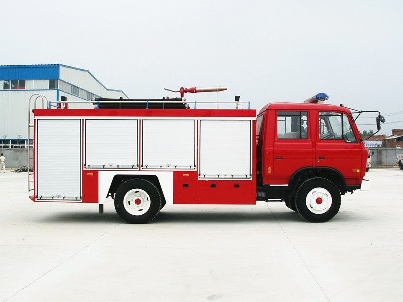 DONGFENG 8cbm Water Foam Tank Fire Truck