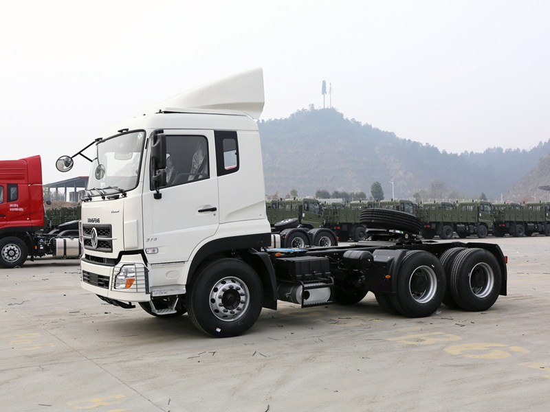 DONGFENG 375HP Flat-roof Tractor Head