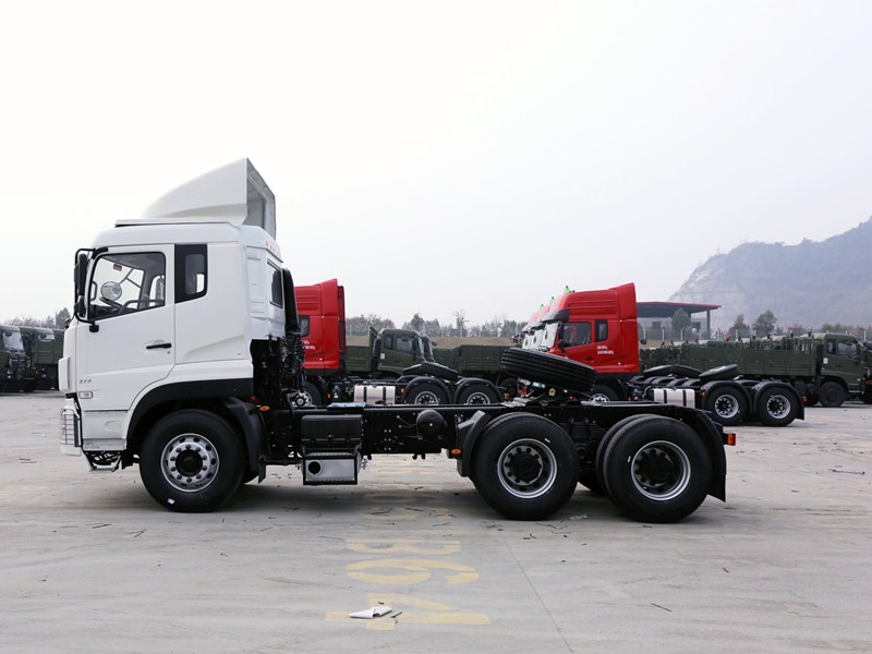 DONGFENG 375HP Flat-roof Tractor Head