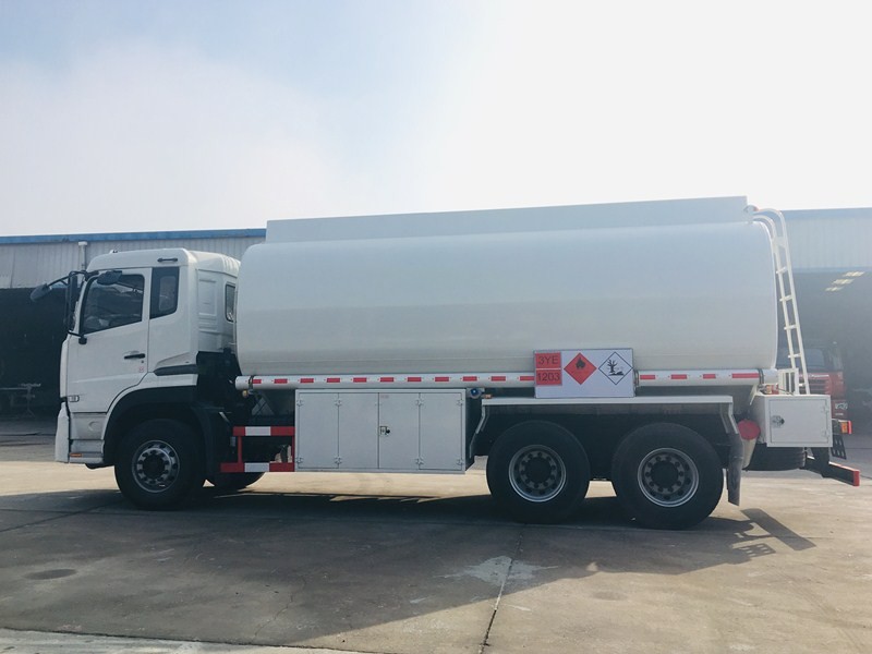 DONGFENG 22cbm Oil Tanker Truck