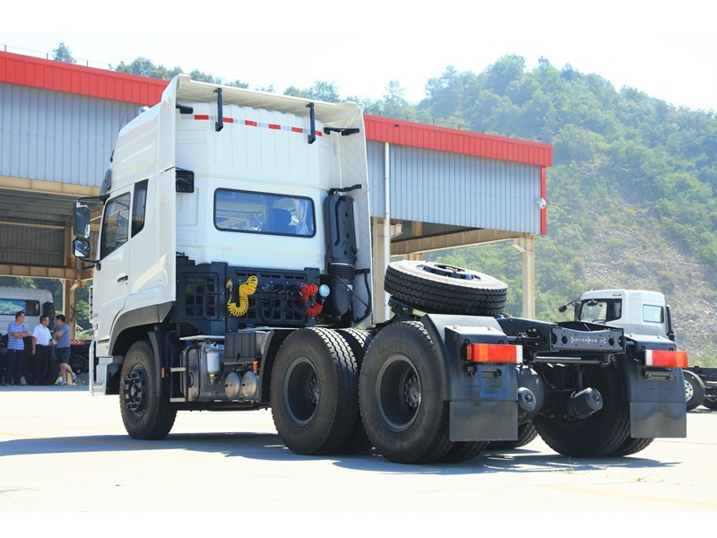 DONGFENG 375HP High-roof Tractor Head