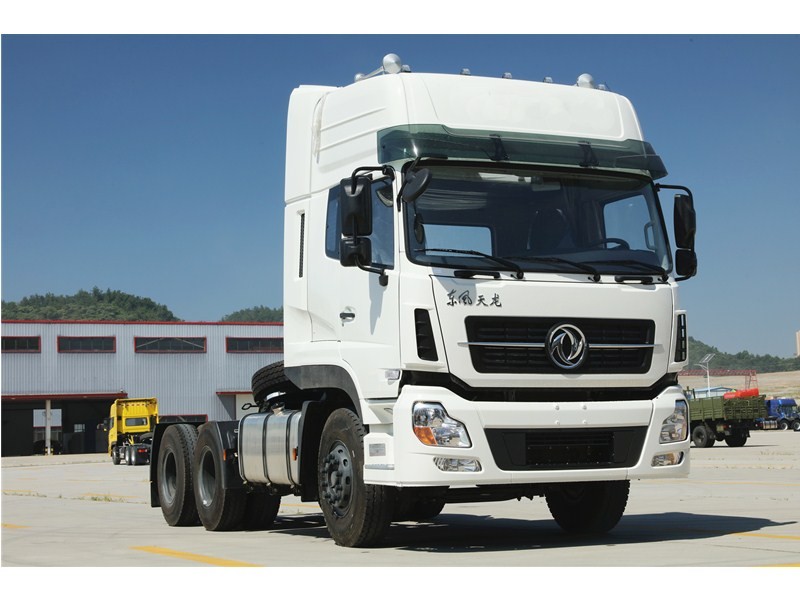 DONGFENG 375HP High-roof Tractor Head