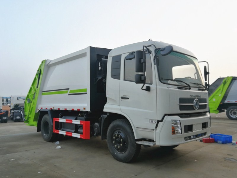 Dongfeng 8cbm Compressed Refuse Truck