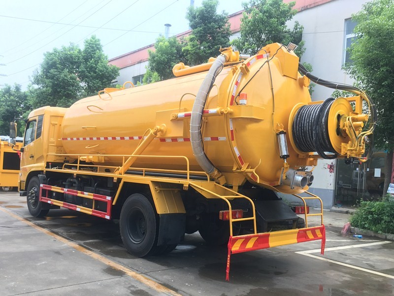 DONGFENG 12cbm high-pressure cleaning and suction truck