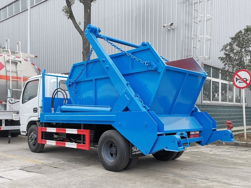 DONGFENG 4cbm Skip Loader Garbage Truck