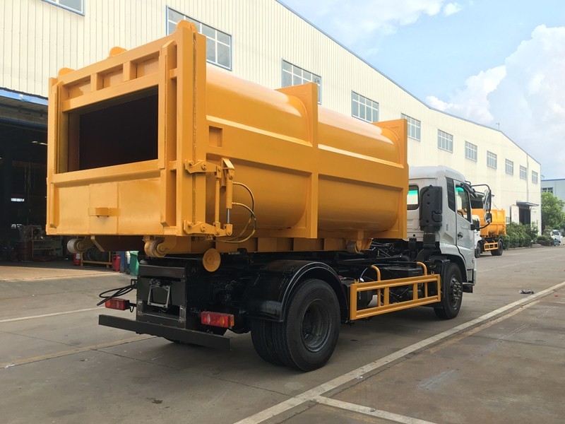 Dongfeng 12cbm Hook Arm Garbage Truck