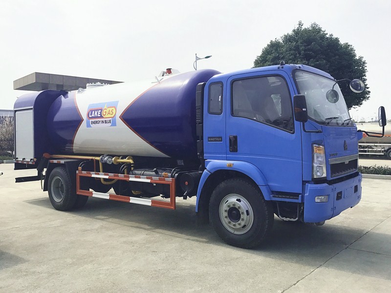 HOWO 15cbm LPG Tank Truck