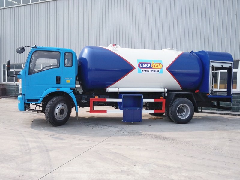 HOWO 15cbm LPG Tank Truck