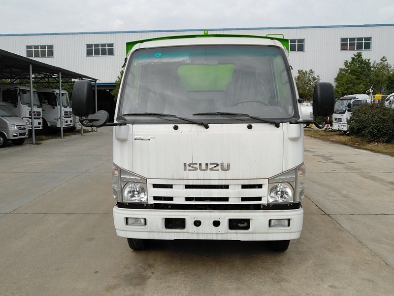 ISUZU 3cbm Road Sweeping Truck