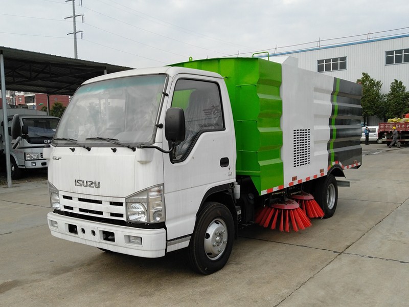 ISUZU 3cbm Road Sweeping Truck