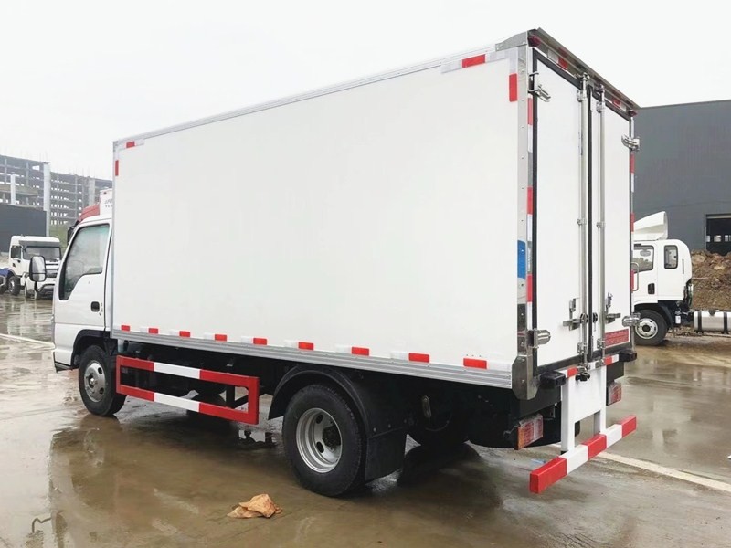 ISUZU 5cbm Refrigerator Truck