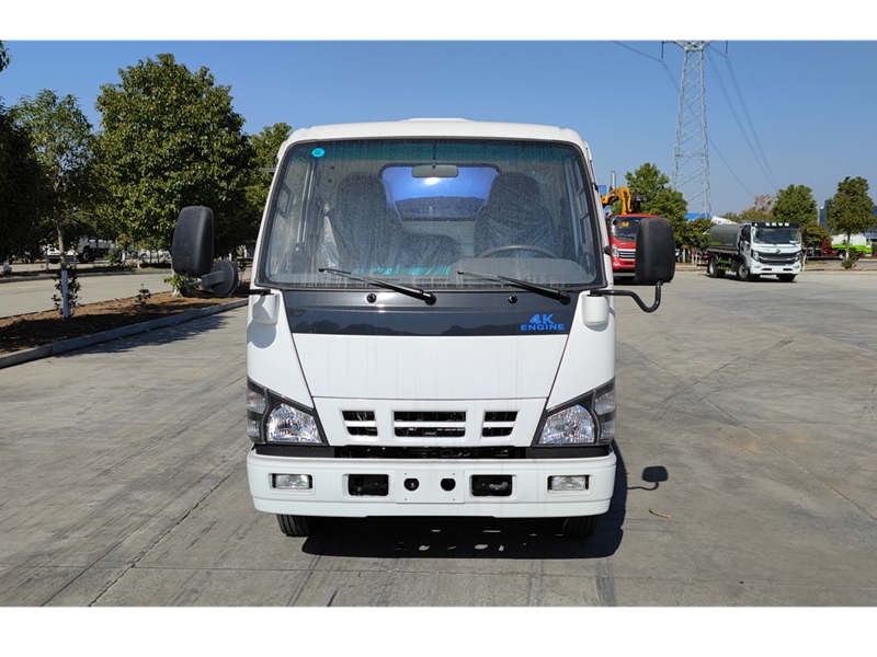 ISUZU 5cbm Vacuum Sewage Suction Truck