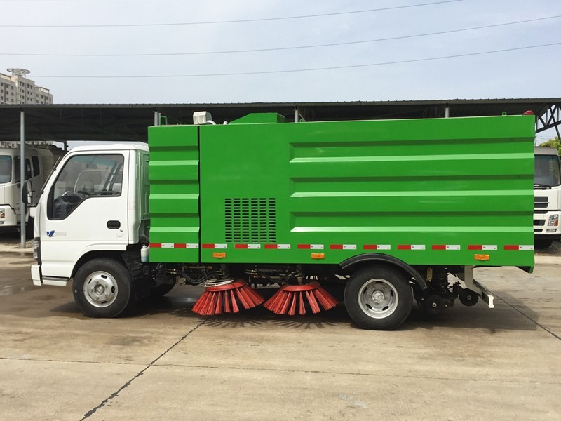 ISUZU 6cbm Road Sweeping Truck