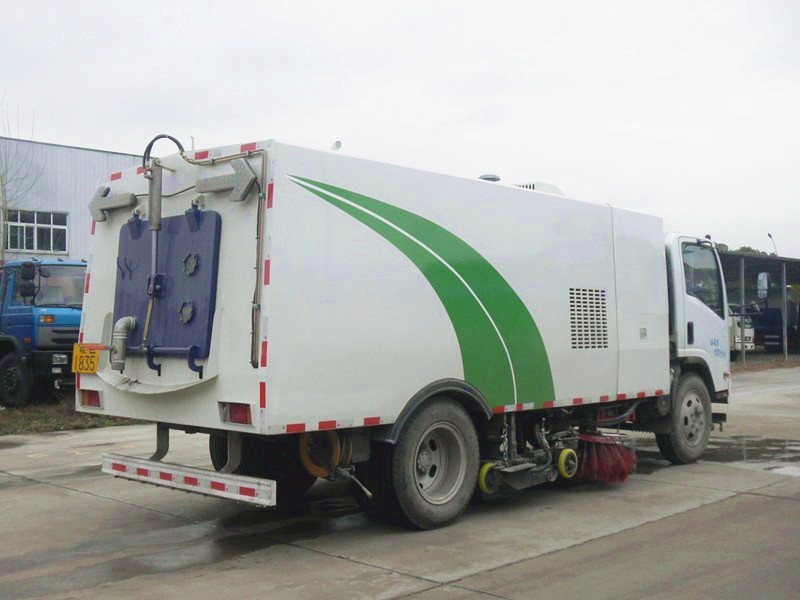 ISUZU 700P 11cbm Cleaning Sweeper Truck