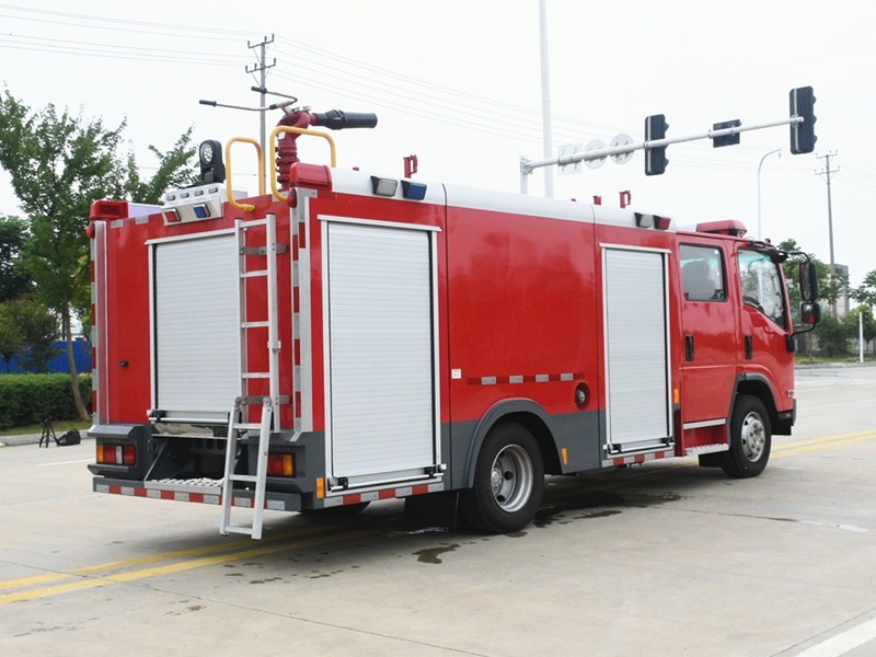 ISUZU 700P 5cbm Fire Fighting Truck