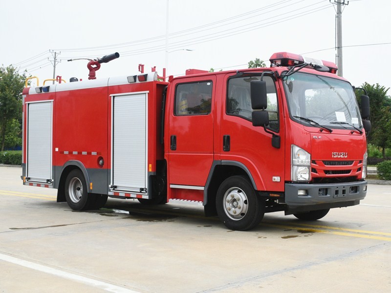 ISUZU 700P 5cbm Fire Fighting Truck