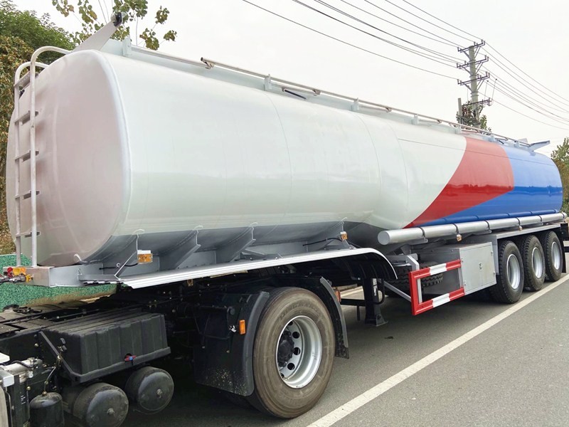 3 Axle Oil Tank Semi Trailer