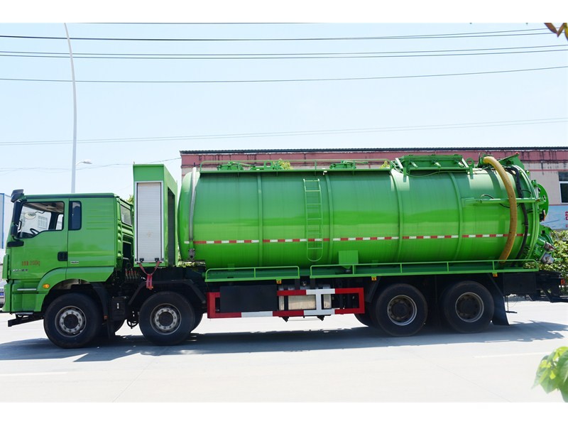 SHACMAN 25cbm Vacuum Sewage Suction Truck