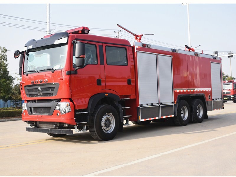 SINOTRUK HOWO 12cbm Fire Fighting Truck