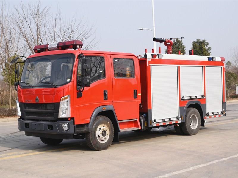 SINOTRUK HOWO 5cbm Fire Truck