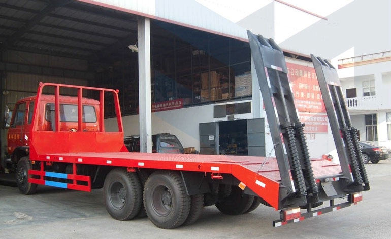 Dongfeng 6*4 Transport Flatbed Truck